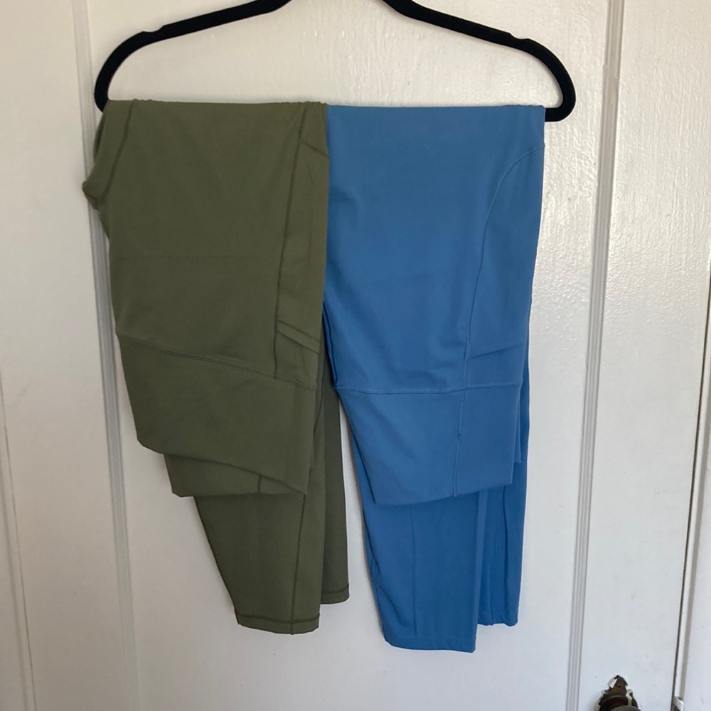 2 pairs of Halara leggings
